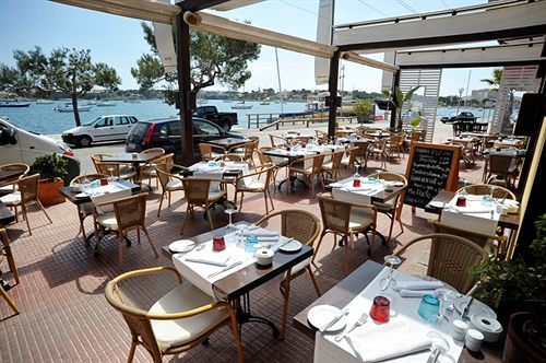 Hostal Hpc Porto Colom Ngoại thất bức ảnh